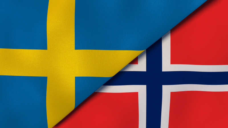 Sveriges flagga och Norges flagga